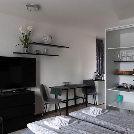 Apartman Navrchu Brezno Exterior photo