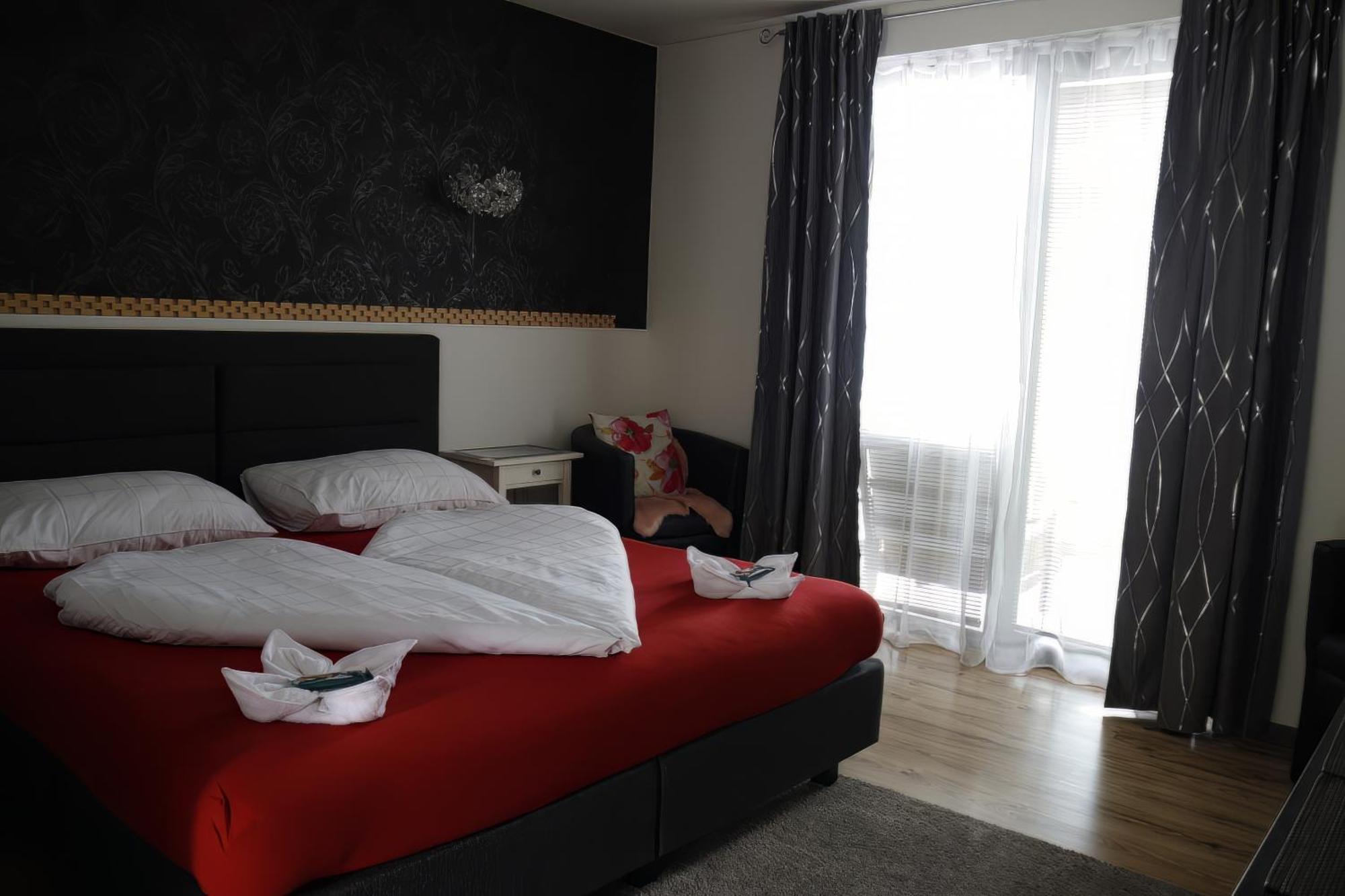 Apartman Navrchu Brezno Exterior photo